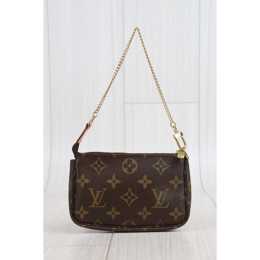 Rank A ｜ LV Monogram Mini Pochette Accessoir ｜23112113