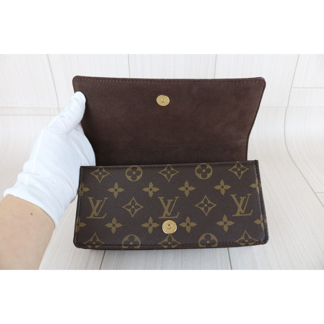 Include Entrupy Certificate of Authenticity｜Very Good ( Rank A)｜Full Set Louis Vuitton Monogram Lily WOC Shoulder Bag｜X26010411
