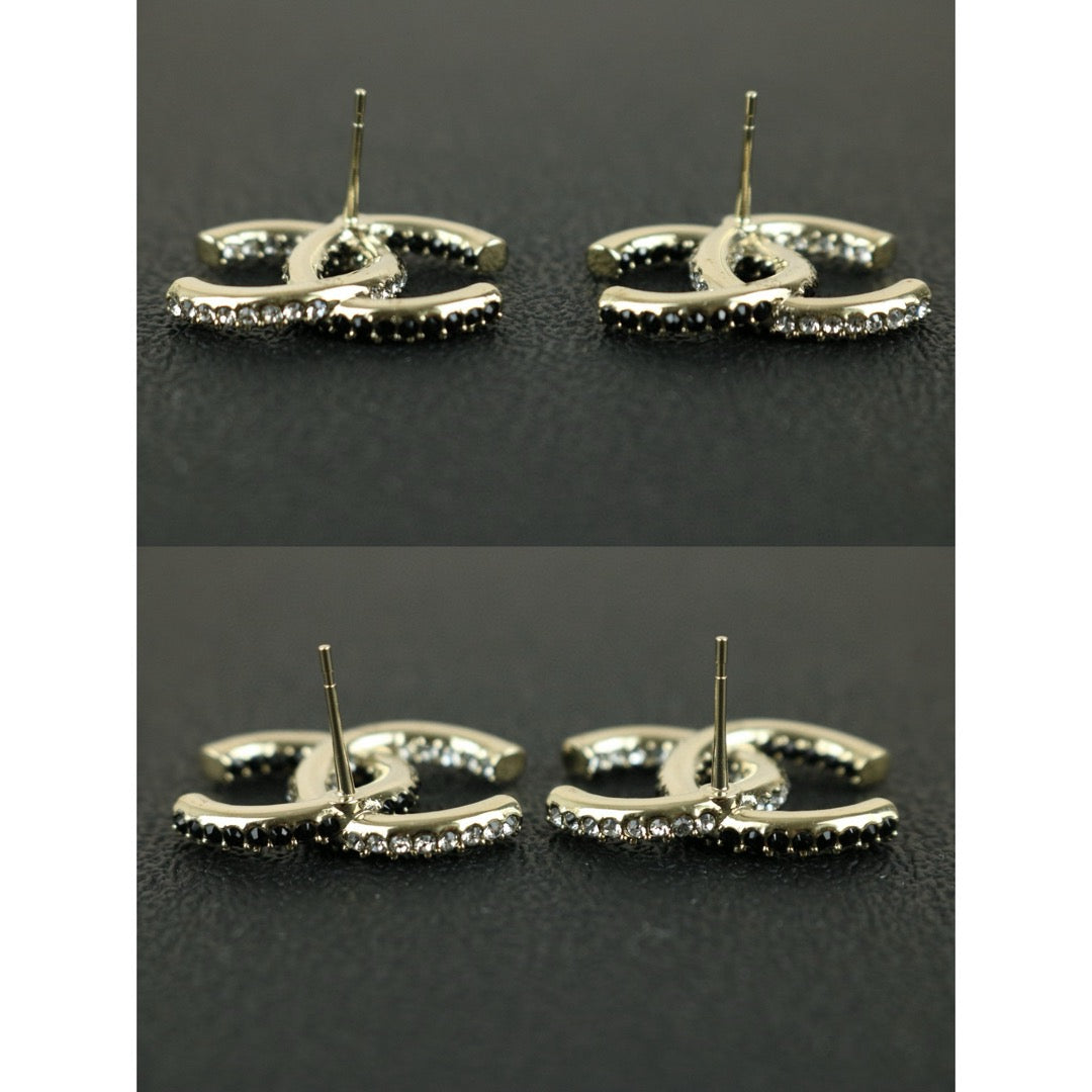 Excellent（Rank SA）｜CHANEL Black and White Rhinestone COCO Mark Drop Stud Earrings ｜X24111206