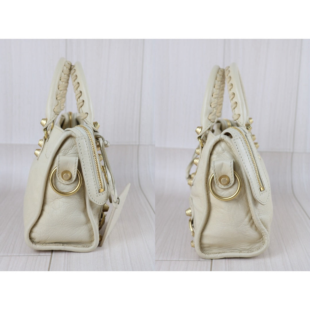 Include Entrupy Certificate of Authenticity｜Good ( Rank AB)｜Balenciaga Waxed Leather Gaint Classic City Mini Beige HandBag Shoulder Bag ｜S26060107