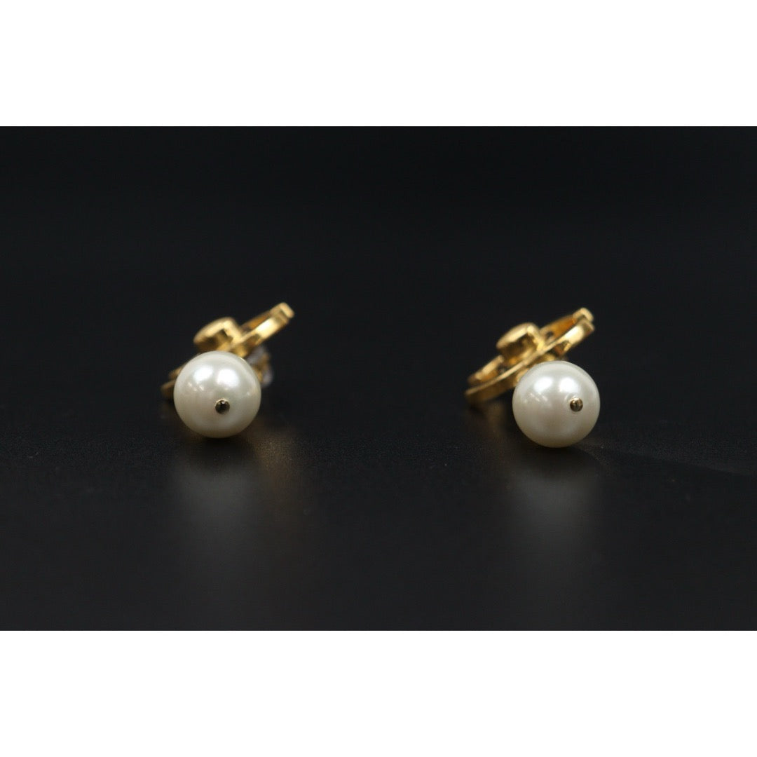 Very Good ( Rank A) ｜CHANEL 96A 18K Gold Plating Pearl Earrings Made In 1996 Year｜25122304