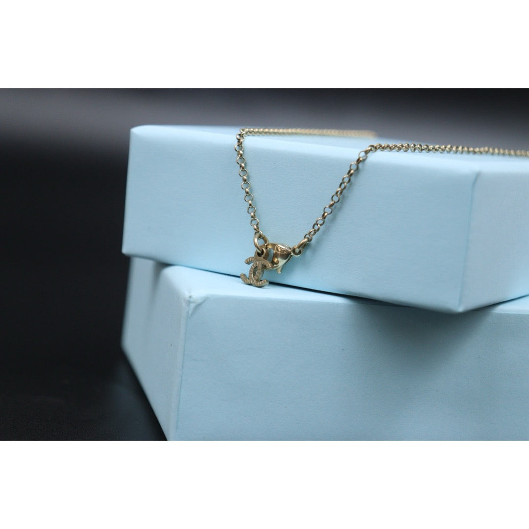 Very Good ( Rank A) ｜ CHANEL Coco Mark  Pearl Heart Chocker Necklace｜V25121108