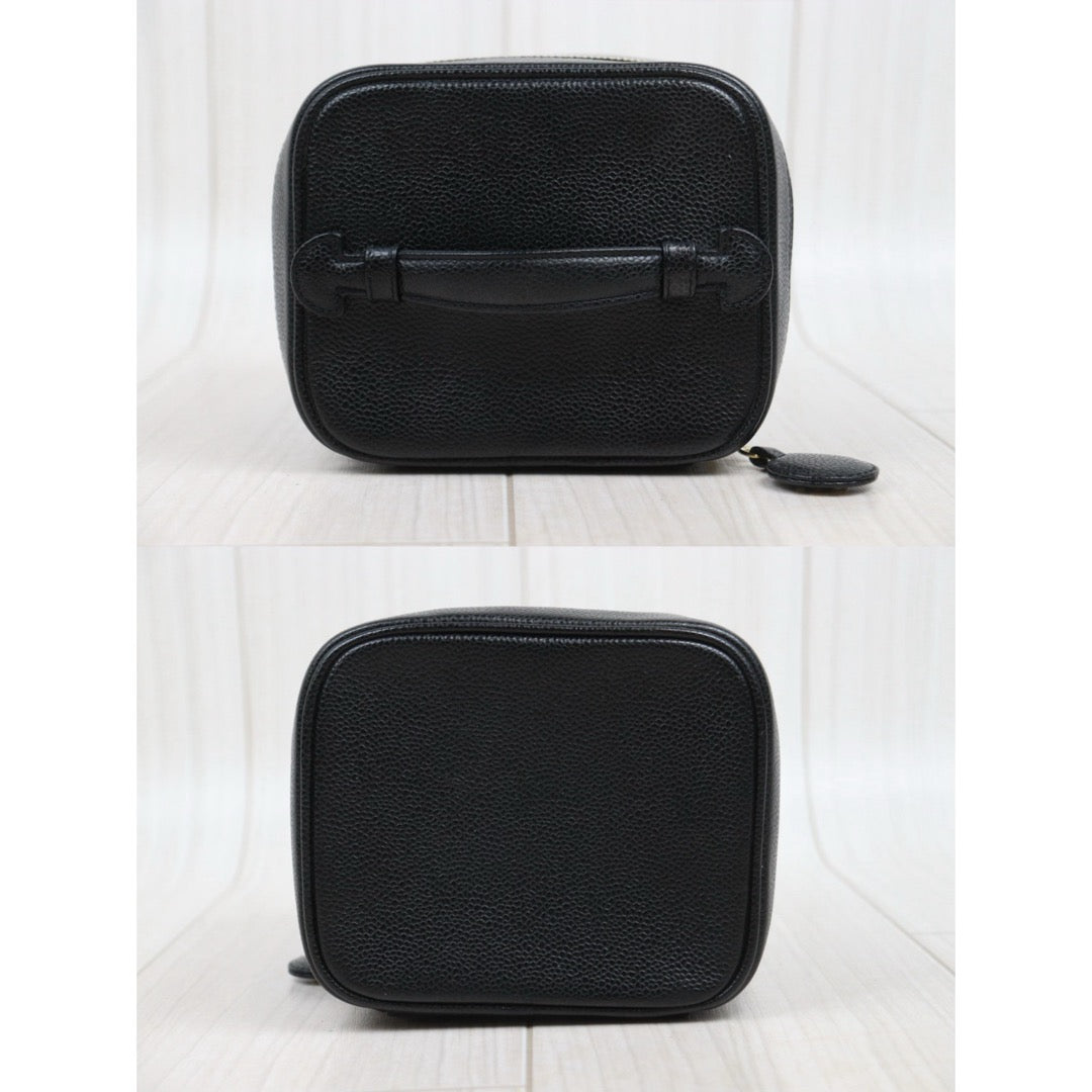 Include Entrupy Certificate of Authenticity｜Good ( Rank AB)｜ CHANEL Caviar Skin Vanity Handbag  Made In 2002～2003Year ｜26011502