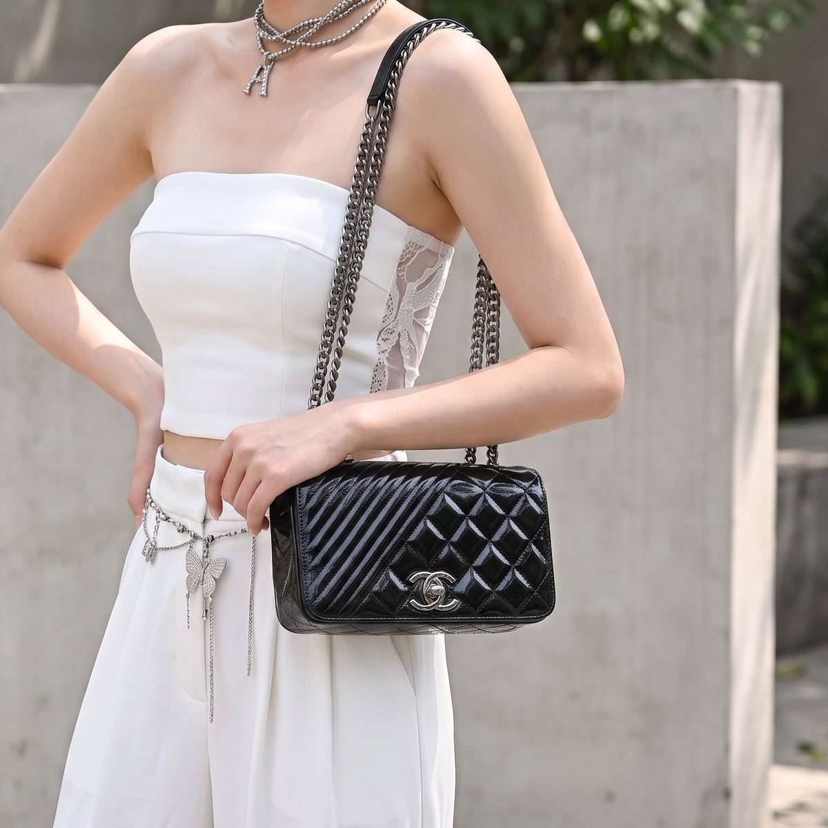 Include Entrupy Certificate of Authenticity｜Excellent（Rank SA）｜CHANEL  Quilted Patent Leather Coco Boy Flap Shoulder Bag Black Made In 2016-2017 Year｜X26083025