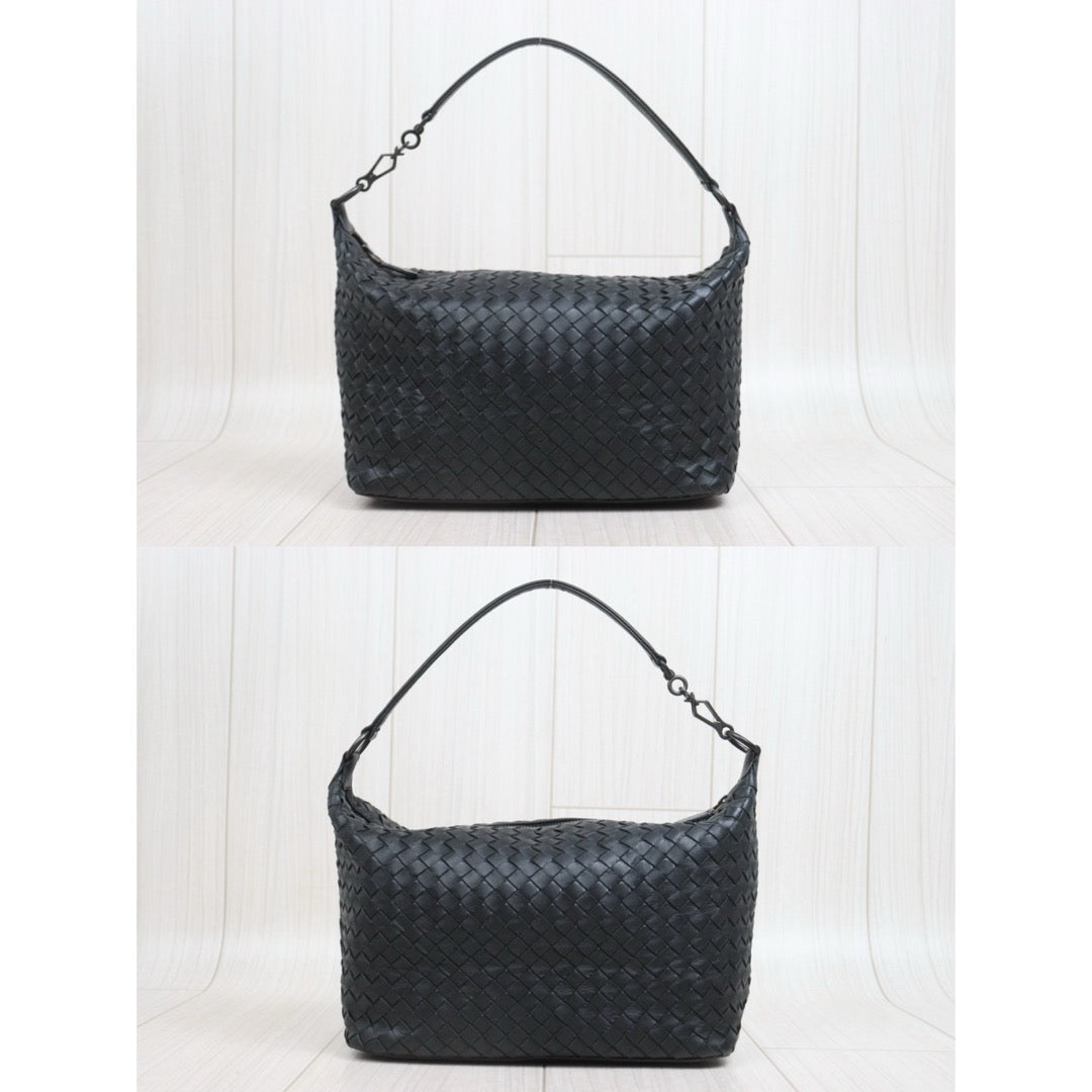 Include Entrupy Certificate of Authenticity｜Good ( Rank AB)｜ Bottega Veneta Lamb Skin  Braid Shoulder Bag Black｜26062910