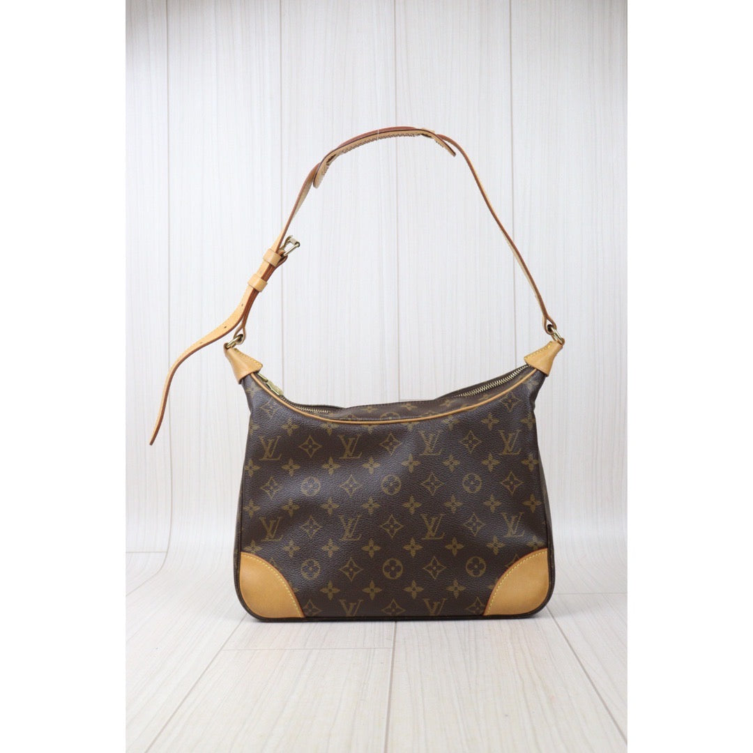 Rank AB｜LV Monogram Boulogne 30 Shoulder Bag ｜24070413