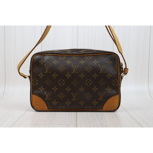Include Entrupy Certificate of Authenticity｜Fair ( Rank B)｜Louis Vuitton Monogram Trocadero 27 Shoulder Bag｜26012004