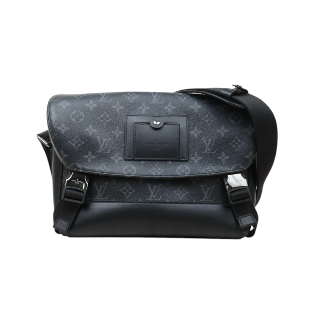 Very Good ( Rank A)｜ LV  Monogram Voyager Shoulder Bag Black｜P25012210