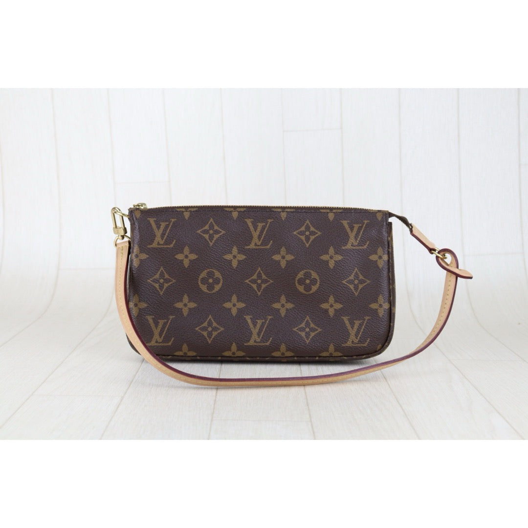 Very Good ( Rank A)｜LV Monogram Pochette Accessoires Current Model｜S25051203