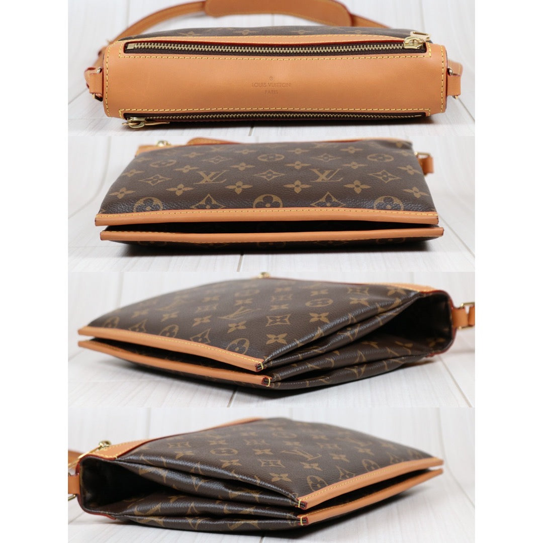 Very Good ( Rank A)｜ LV Monogram Saumur Edition 2020 Shoulder Bag｜S24042404