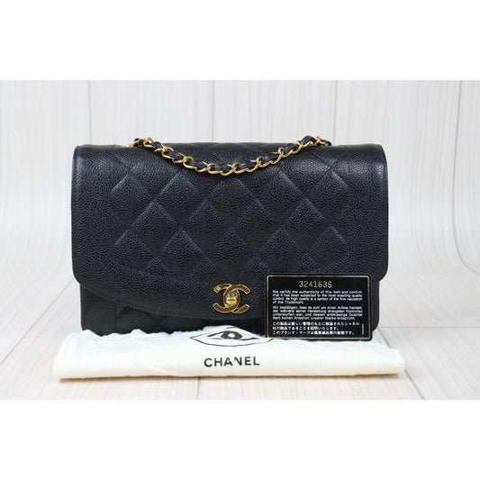 Very Good ( Rank A)| CHANEL Matrasse Diana 25 Caviar Skin Chain Bag Made in 1994-1996 Year|P24073004
