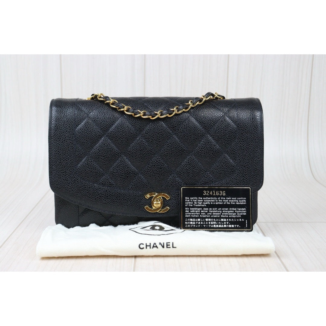 Very Good ( Rank A)｜ CHANEL Matrasse Diana 25 Caviar Skin  Chain Bag Made in 1994-1996 Year｜P24073004