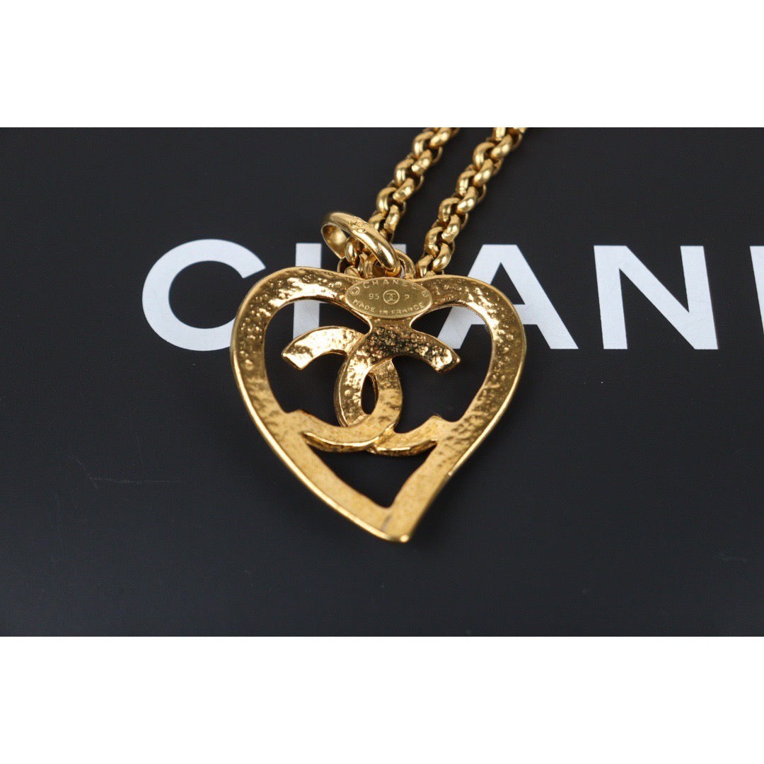 Rank A ｜ CHANEL Coco Mark 24K Gold Plated Necklace｜24030736