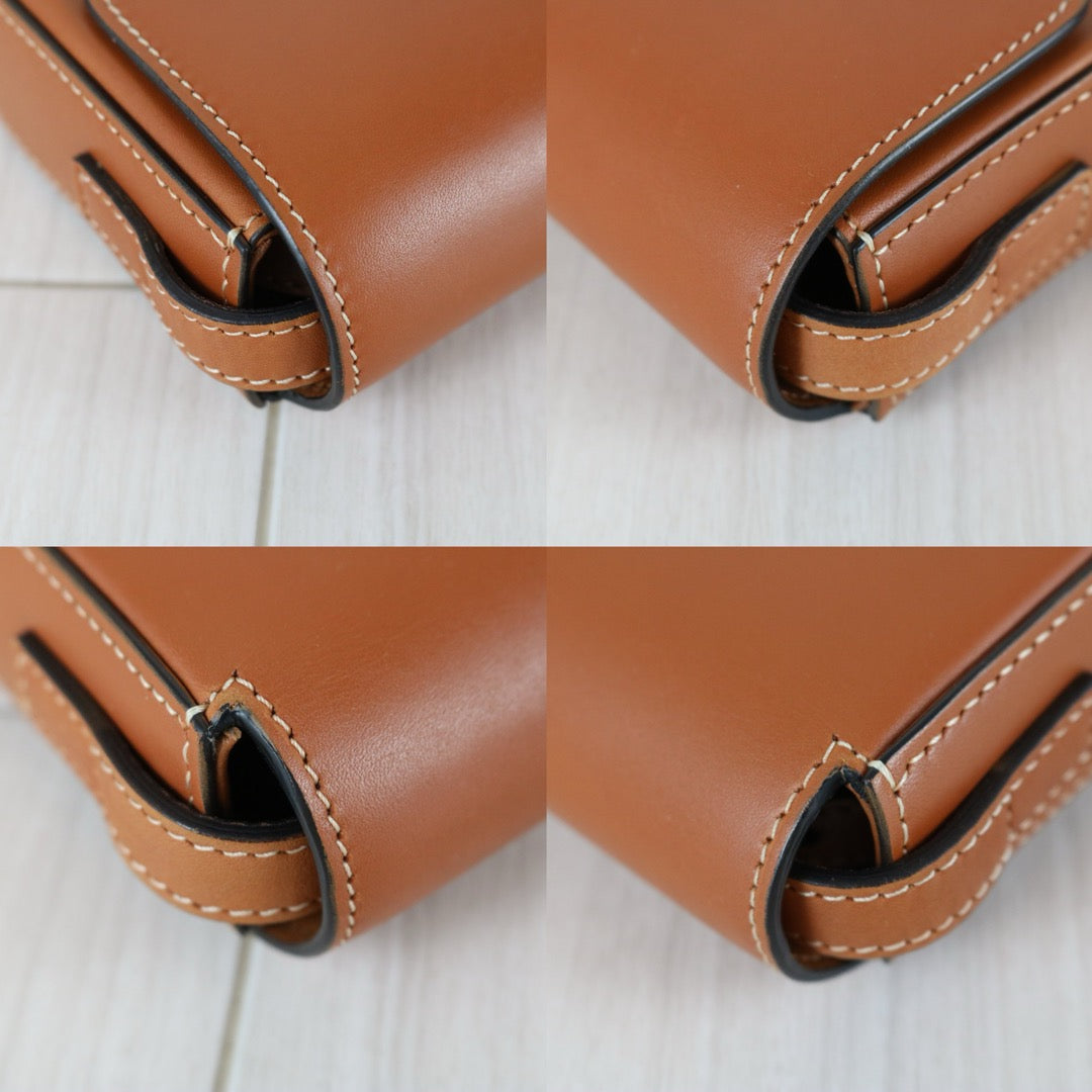 Very Good ( Rank A)｜CELINE Calf Leather Triomphe Caramel Shoulder Bag Golden Hardware｜S25112908