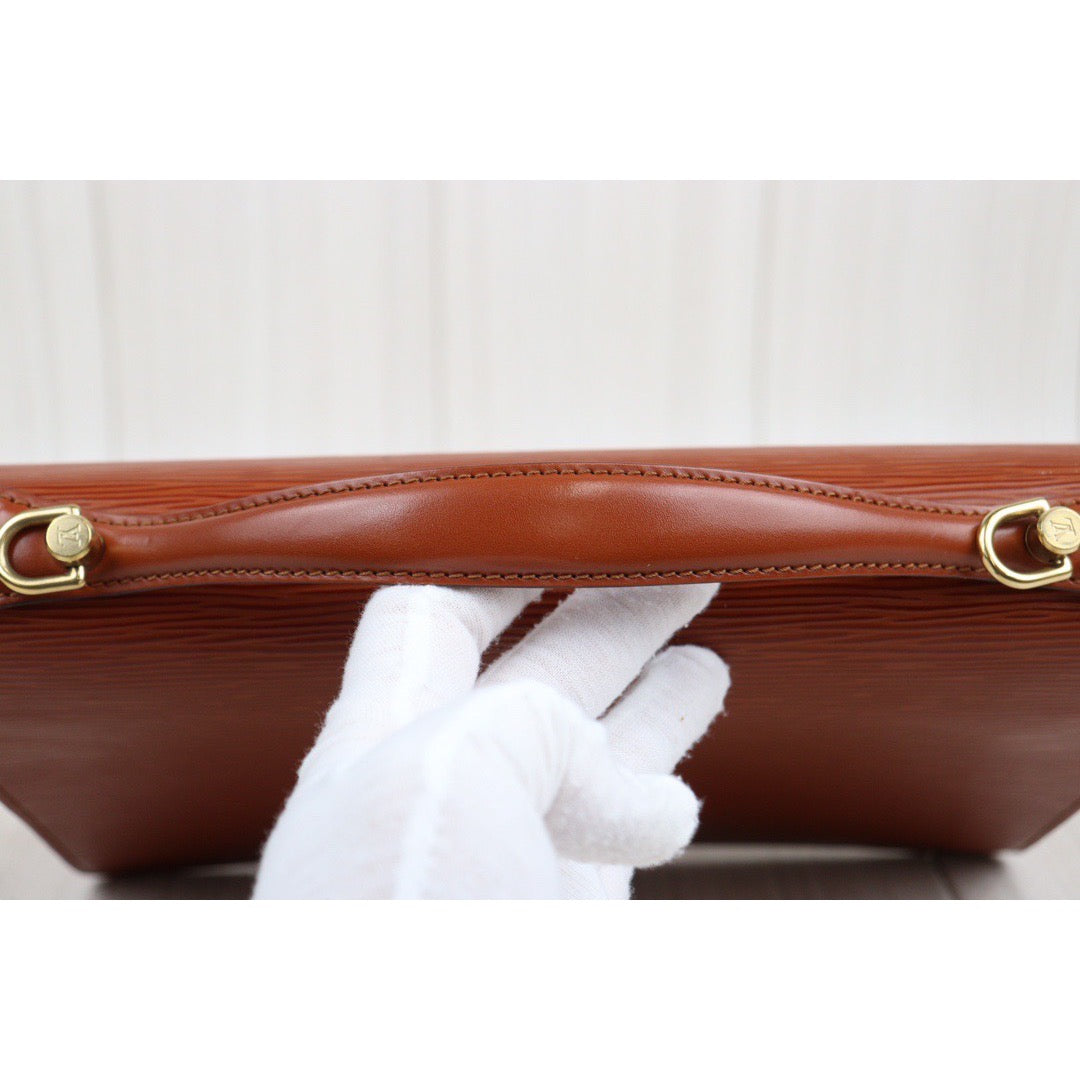 Rank A ｜ LV Epi Monceau28 Shoulder Bag ｜23112903