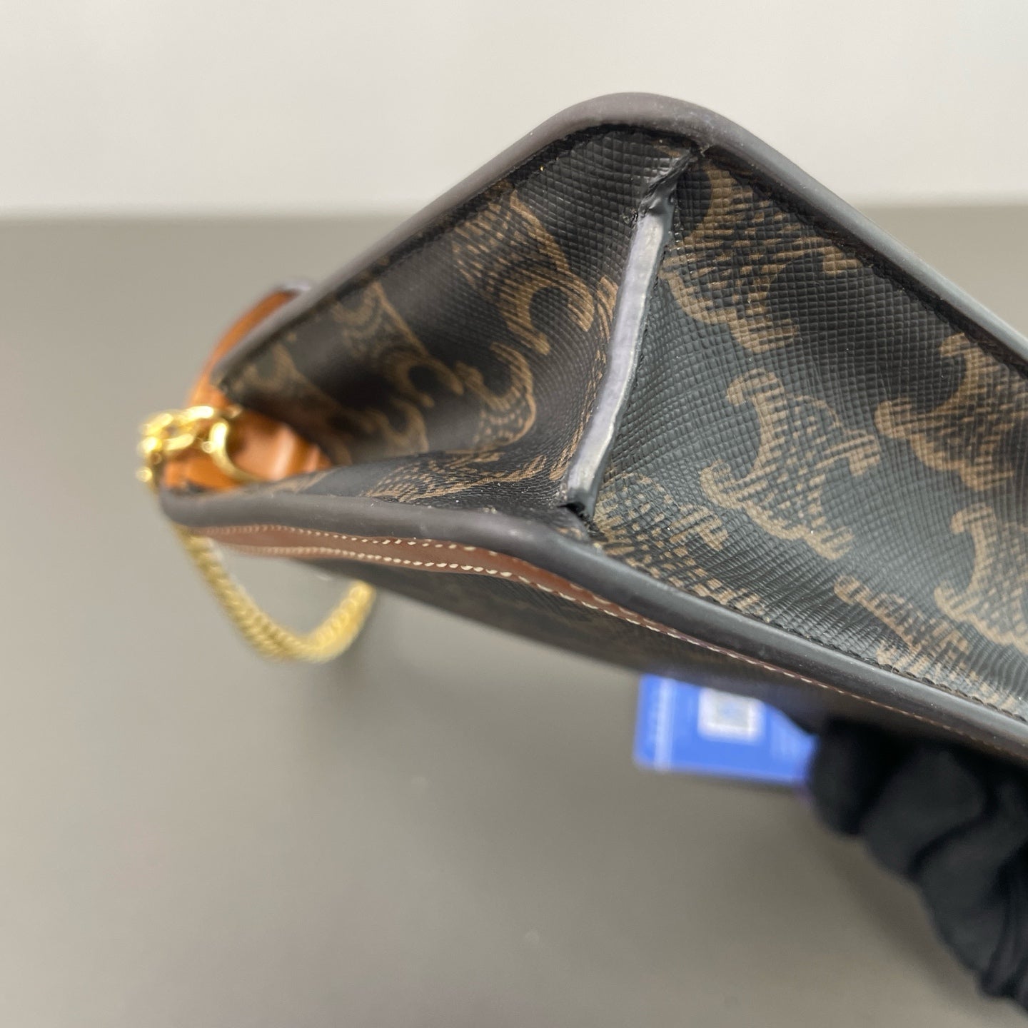 Include Entrupy Certificate of Authenticity｜Very Good ( Rank A) ｜ CELINE Macadam Triomphe Shoulder bag
