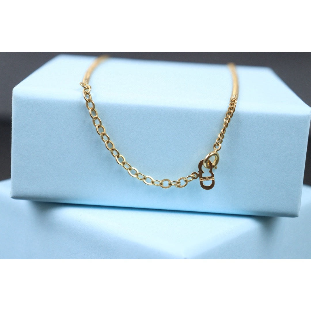 Very Good ( Rank A) ｜ Dior CD Necklace Gold Plated ｜V24071119