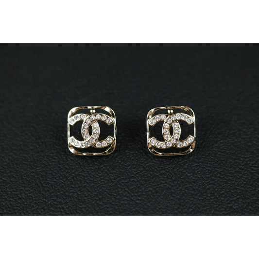 Include Authentic Detective Certificate of Authenticity｜Very Good ( Rank A) ｜CHANEL B26V COCO Mark  Square Openwork Rhinestone Earrings Made In 2026Year｜S26081804
