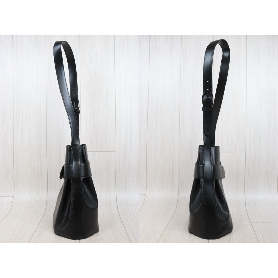 Very Good ( Rank A)｜ LV Epi Sack de Paul Shoulder Bag Black PM｜25102101