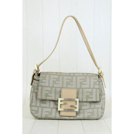 Good ( Rank AB)｜ FENDI Mamma Baguette Shoulder Bag  ｜H24101002