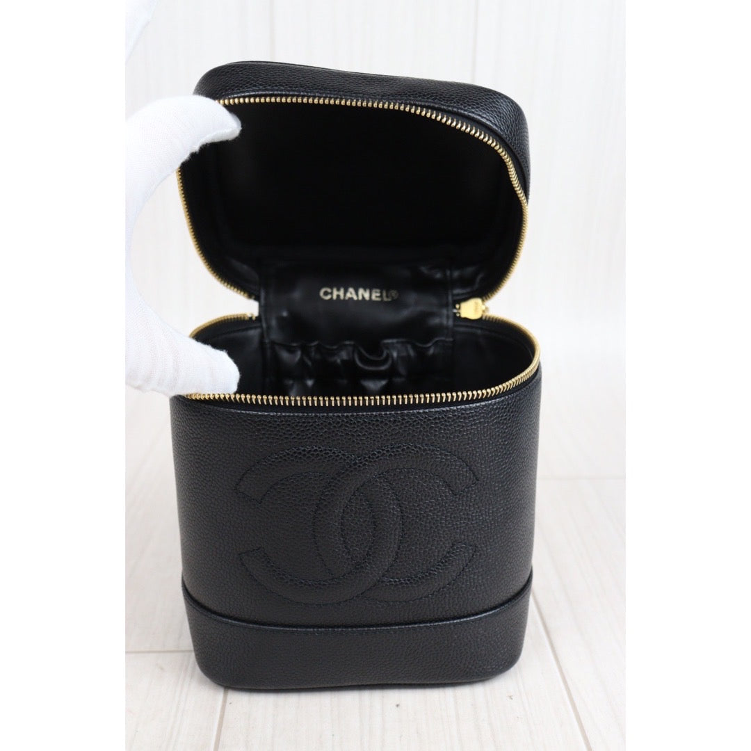 Rank A｜ CHANEL Caviar Skin Vanity Handbag Made In 1994～1996 Year ｜23101802