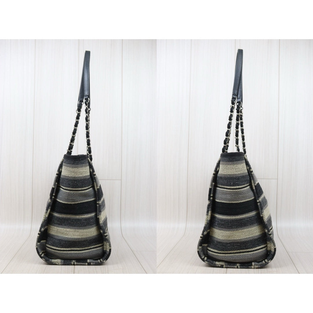 Good ( Rank AB)｜ CHANEL Canvas Tote Bag  Made In 2018-2019 Year｜P25062703