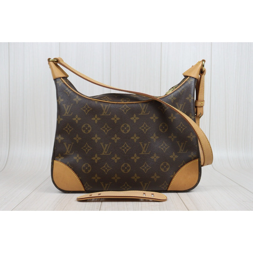Good ( Rank AB)｜LV Monogram Boulogne 30 Shoulder Bag ｜25093005