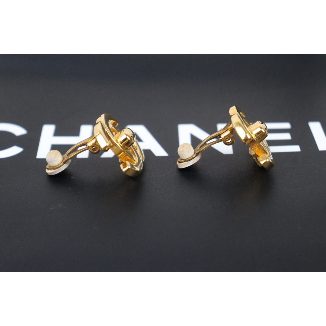 Rank A ｜CHANEL Vintage 18K Gold Plating Earrings  Made In 1995Year ｜24070514