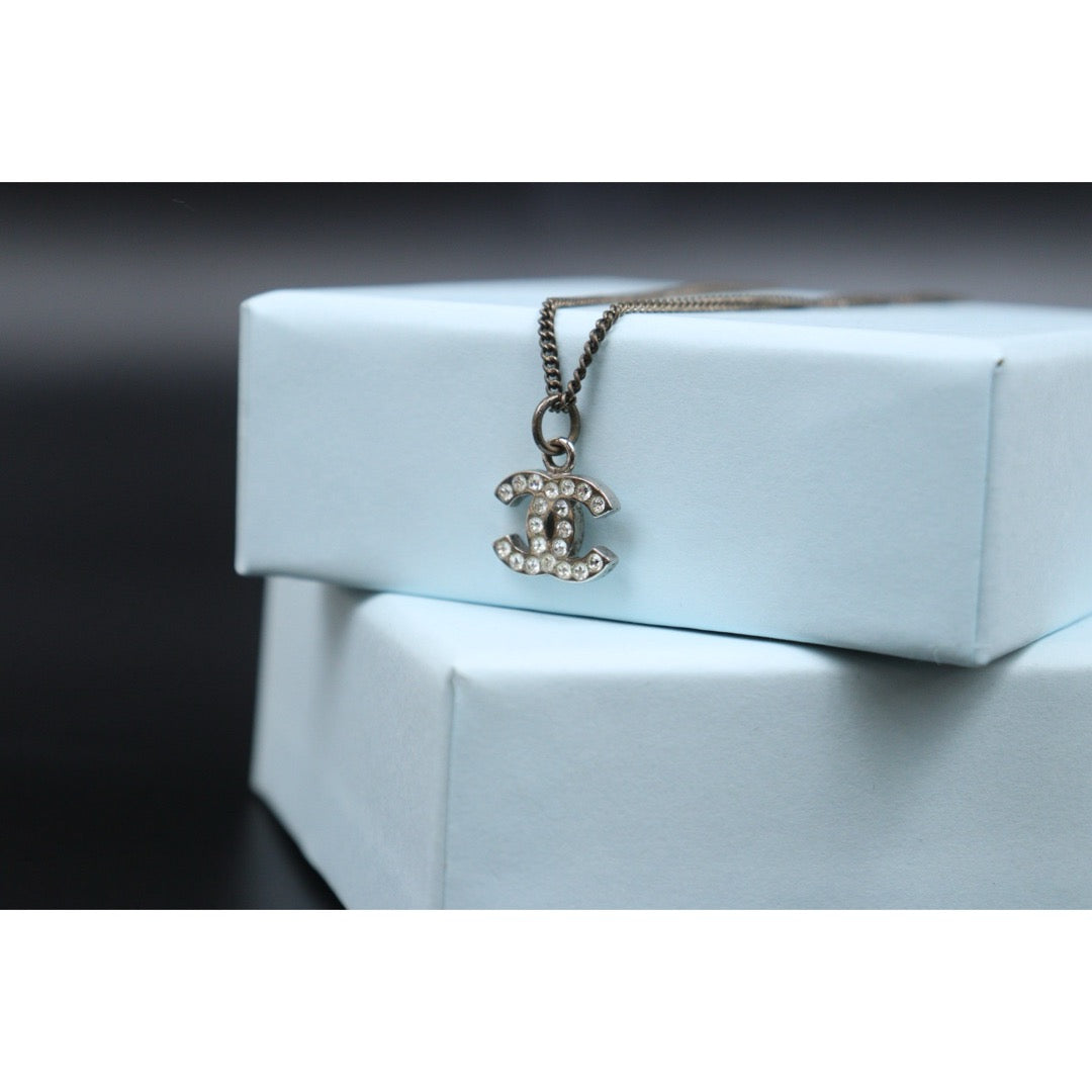 Good ( Rank AB) ｜CHANEL COCO Mark Rhinestone Necklace Silver｜V25070203