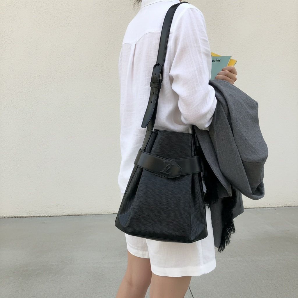 Include Entrupy Certificate of Authenticity｜Good ( Rank AB)｜Louis Vuitton Epi Sack de Paul Shoulder Bag Black｜26061807