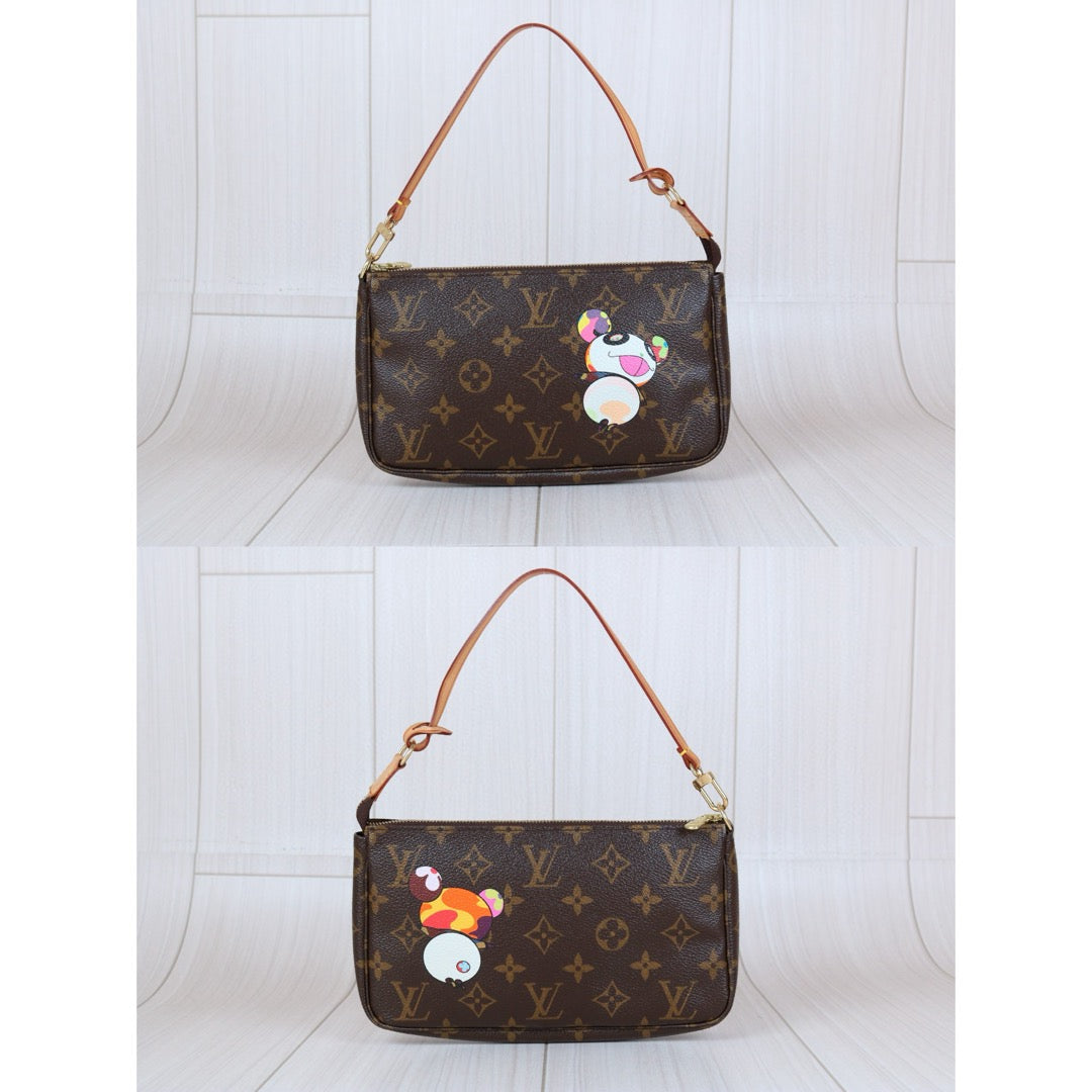 Very Good ( Rank A)｜ LV Takashi Murakam Panda Monogram Pochette Accessoires ｜S24110605