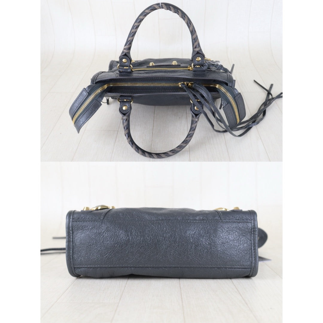 Include Entrupy Certificate of Authenticity｜Very Good ( Rank A)｜Balenciaga Waxed Leather Gaint Classic City Mini Grey HandBag Shoulder Bag ｜Z26100206
