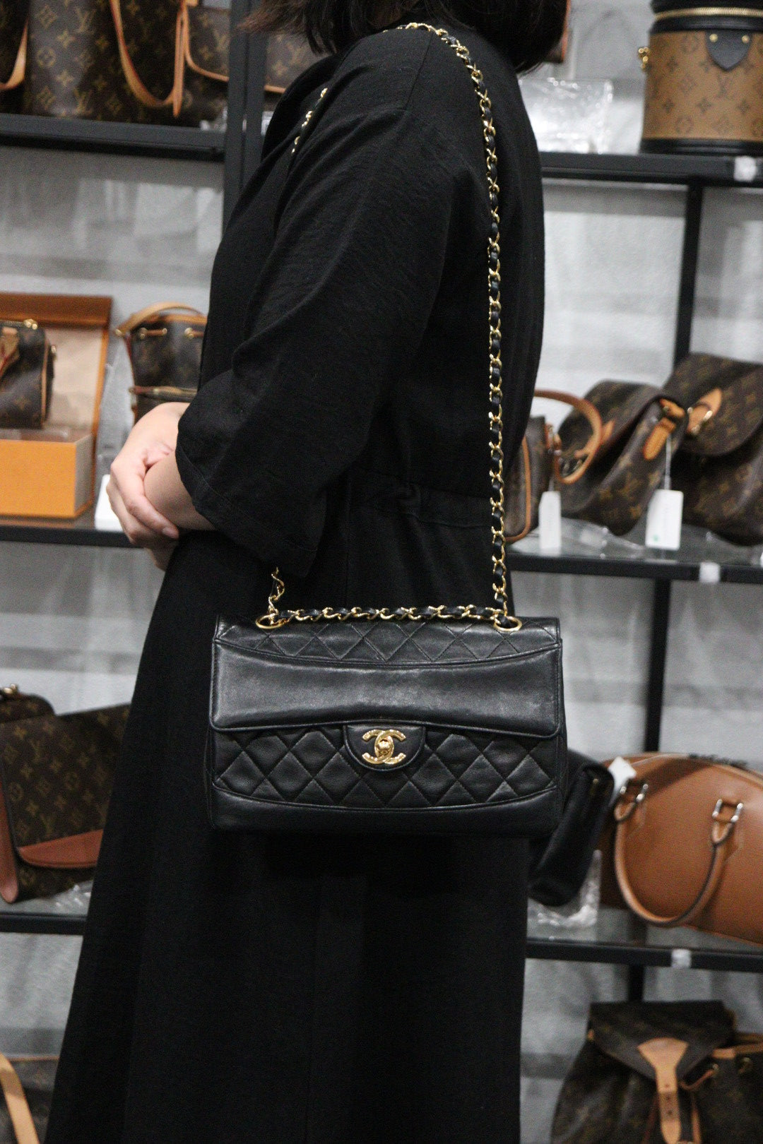 Rank A ｜ CHANEL Matrasse Lamb Skin Chain Shoulder Bag 25  Made In 1989～1991 Year ｜23121113