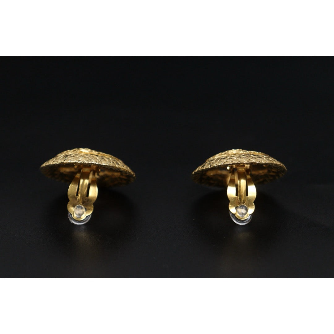 Very Good ( Rank A) ｜ CHANEL Coco Mark  Weave Gold Earrings Made In 1992Year GM｜25122306