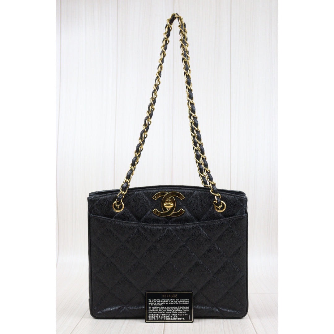 Very Good ( Rank A) ｜CHANEL Vintage Caviar Skin Shoulder Bag Made in 1994-1996 Year｜24032211