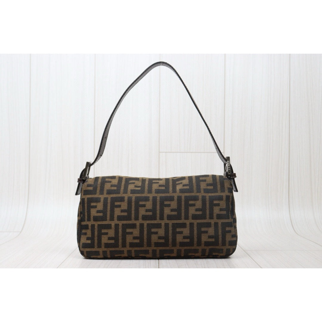 Very Good ( Rank A) ｜ FENDI Zucca Mamma Baguette Shoulder Bag｜24112604