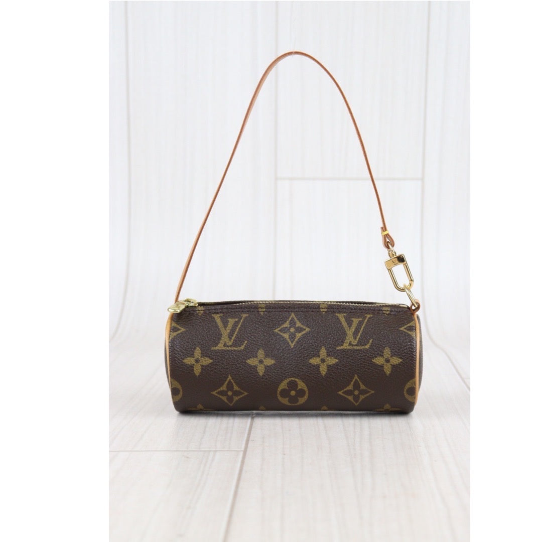 Rank AB ｜ LV Monogram Handbag Pouch ｜23110212