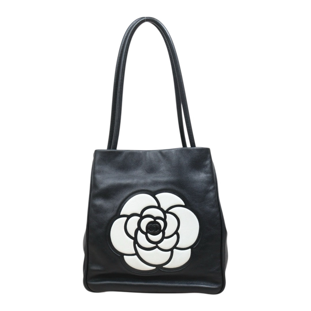 Include Entrupy Certificate of Authenticity｜Good ( Rank AB) ｜ CHANEL Camellia Lamb Skin ToteBag PM Made In 2002～2003Year ｜26040206