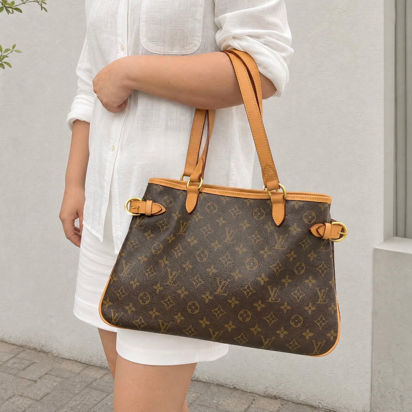 Include Entrupy Certificate of Authenticity｜Good ( Rank AB)｜ Louis Vuitton Monogram  Batignolles GM  Shoulder Bag ｜S26062203