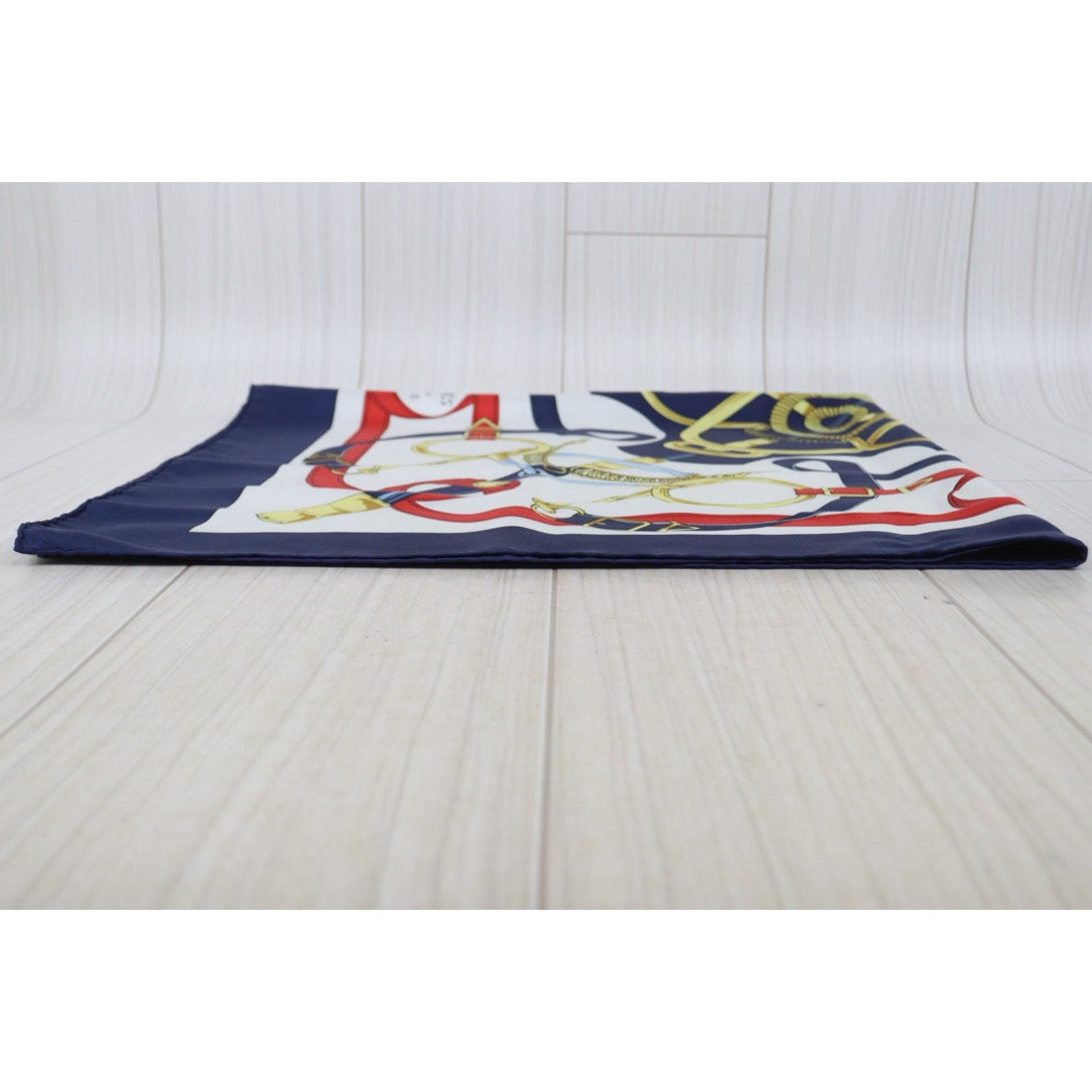 Very Good ( Rank A) ｜ HERMES Eperon D'or Scarf 90｜V25110604