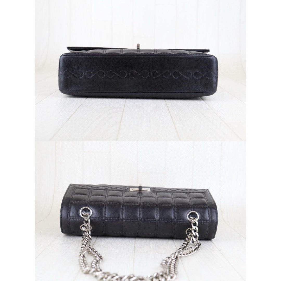 Good ( Rank AB)｜ CHANEL Lamb Skin 2.55 Matelasse Chocobar Black Shoulder Bag Made in 2000-2002Year｜Y25011004