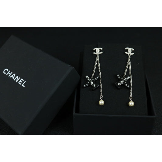 Include Authentic Detective Certificate of Authenticity｜Very Good ( Rank A) ｜CHANEL 16S COCO Mark Rhinestone Pearl Earrings Made In 2016Year｜X26041109