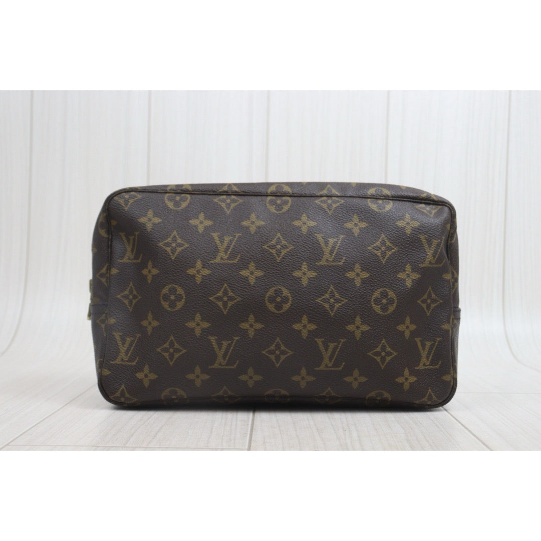Include Entrupy Certificate of Authenticity｜Good ( Rank AB)｜ Louis Vuitton Truth Toilet 28 Monogram Makeup Pouch｜26072402