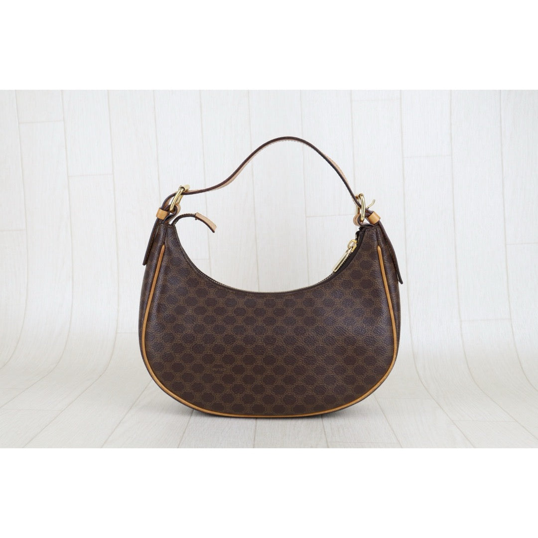 Good ( Rank AB) ｜ CELINE Macadam Shoulder Bag ｜H25052608