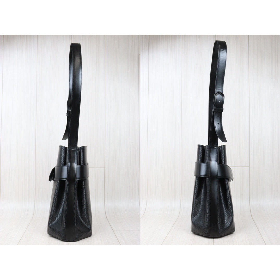 Rank A ｜ LV Epi Sack de Paul Shoulder Bag｜V24050617