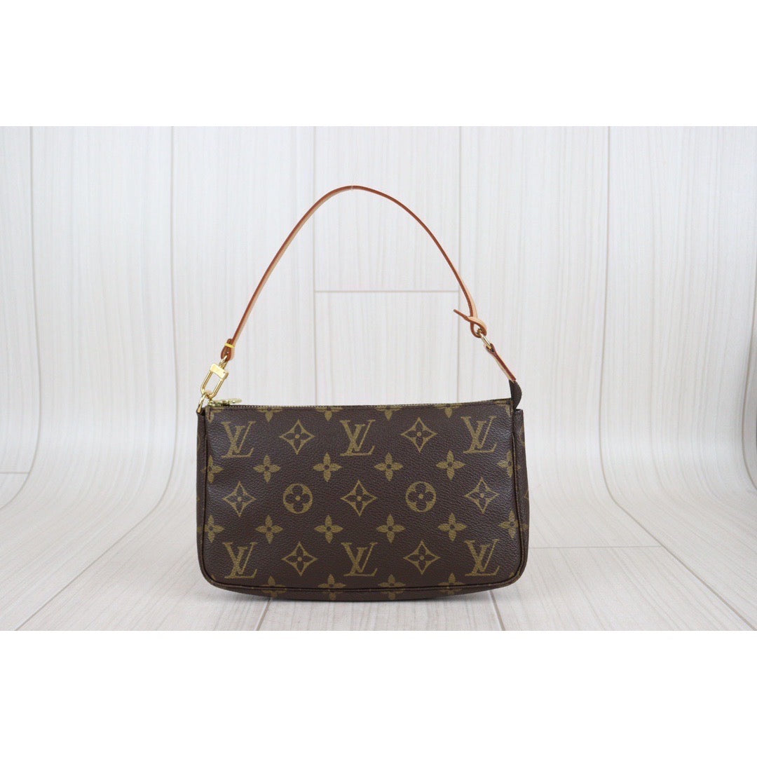 Rank A ｜ LV Monogram Pochette Accessoires ｜V23092813