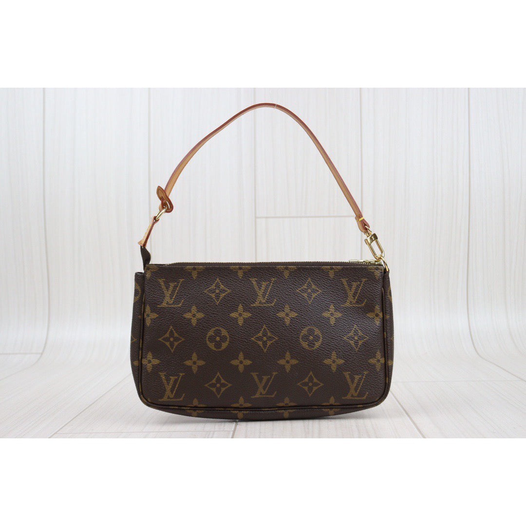 For Jaimee Lopez Only｜2/3 installment ｜Rank A ｜ LV Monogram Pochette Accessoires Vintage Model｜24030717