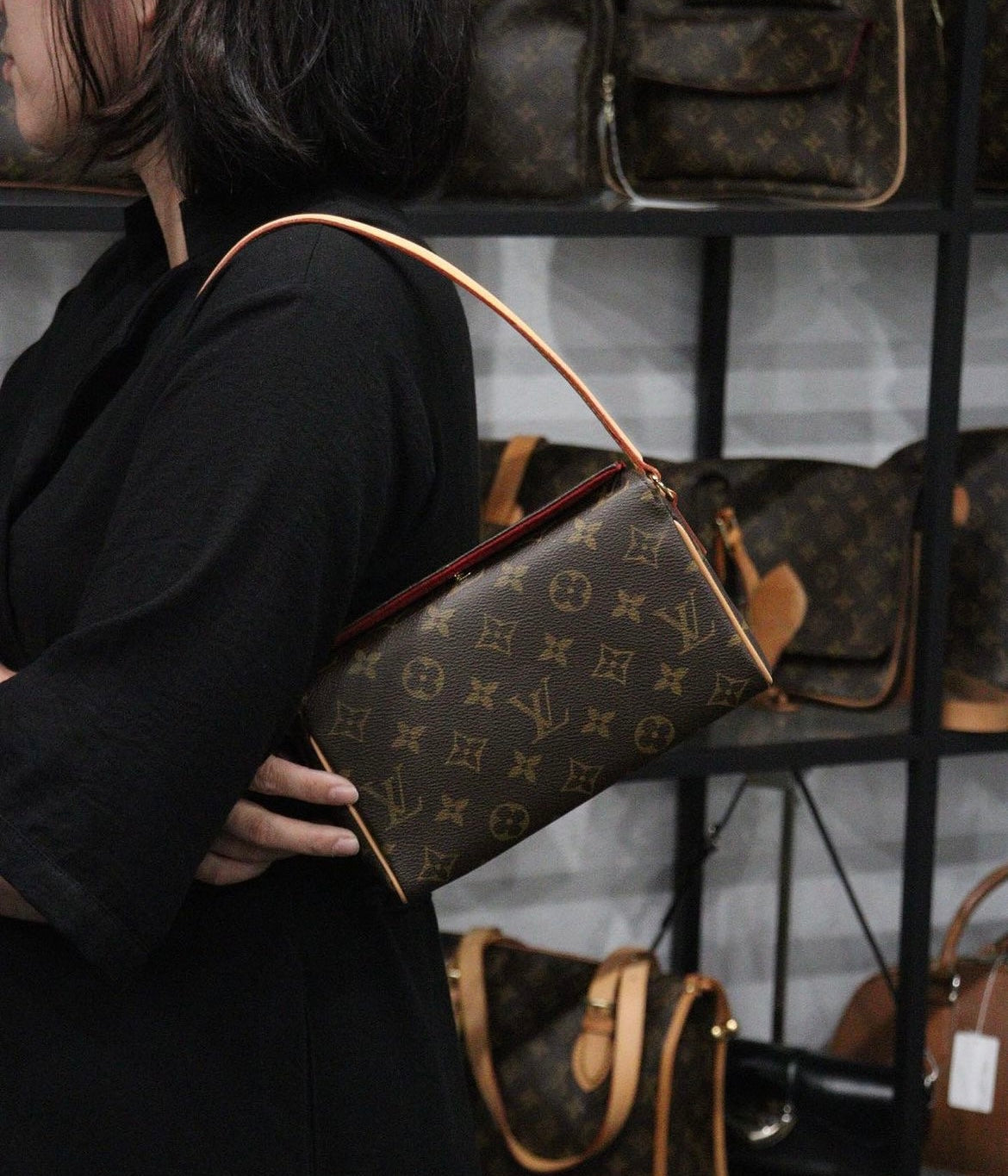 Rank AB ｜ LV Monogram Recital Handbag ｜23120803