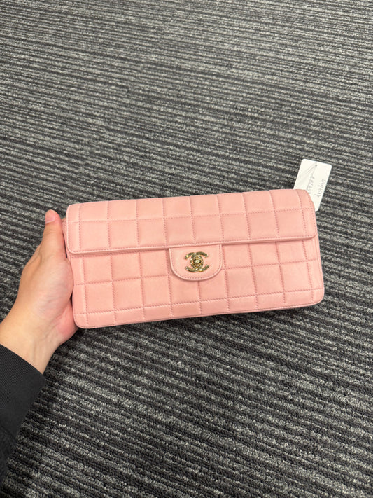 Third installment 3/3｜Good ( Rank AB)｜ CHANEL  Lambskin Shoulder Bag Pink ｜25060308