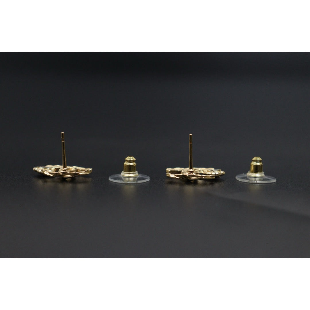 Include Authentic Detective Certificate of Authenticity｜Very Good ( Rank A) ｜CHANEL A22A COCO Mark  Camellia Earrings Made In 2022Year｜S26031019